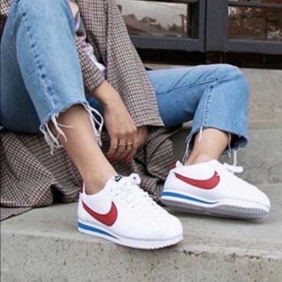 Nike Shoes - NIKE CLASSIC CORTEZ LEATHER Sneakers